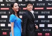 Tong Liya and Chen Saicheng: Pull a hand to have o
