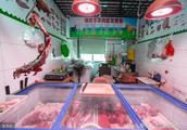 Hangzhou has vendor's stand of an unmanned beef,