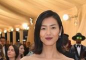 The big Liu Wen expressing elder sister that cut b