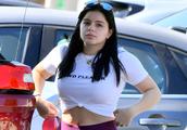 Ariel Winter of fashionable family female star giv