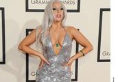 Lady Gaga argent long skirt Jing is colourful appe