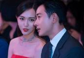 Luo Jin and female assistant pull a hand to show a