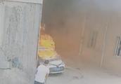 Spontaneous combustion of car of sudden | south, bl