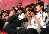 Korea athlete ignores figure, bleachers takes off