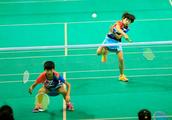 The child says: I do not want to learn badminton,